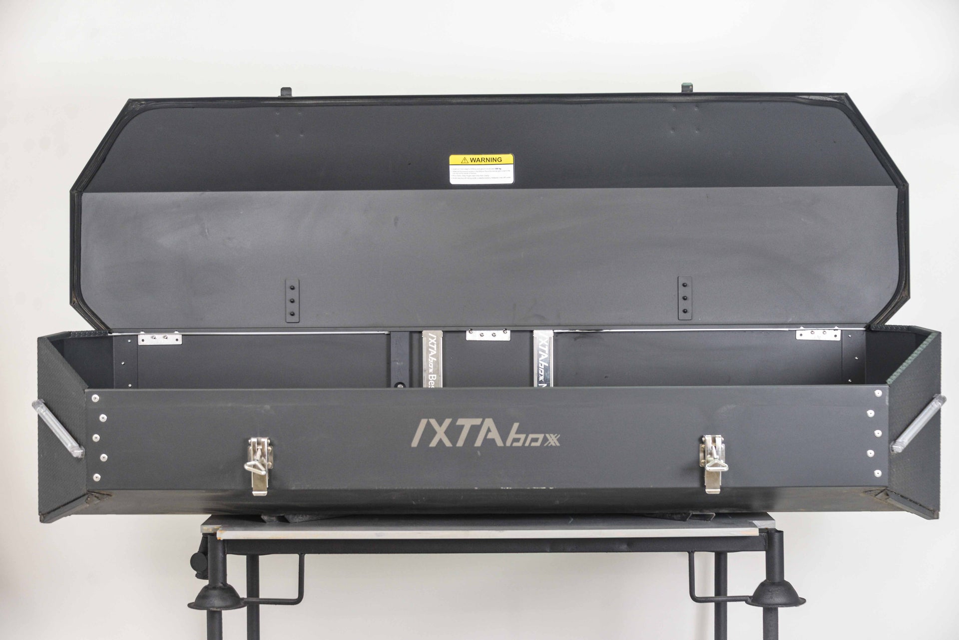 IXTAbox 2024 Streamline – Pre-Loved 03 - IXTAbox