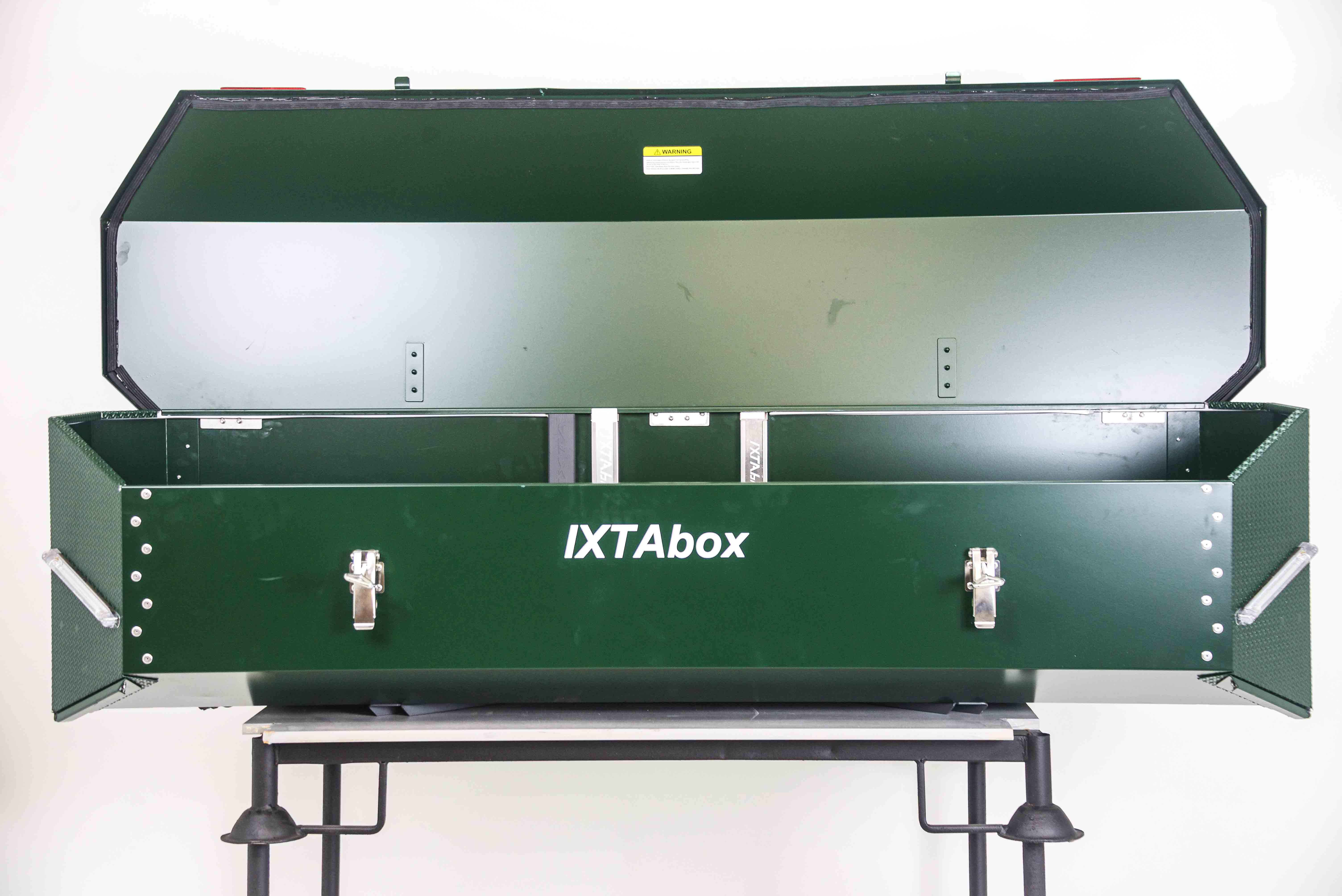 IXTAbox 2024 – Pre-Loved 05 - IXTAbox